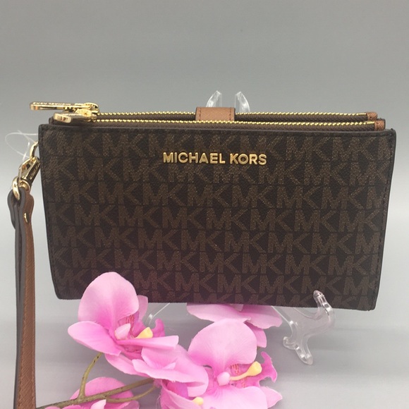 Michael Kors Jet Set Travel Double Zip Wristlet - Picture 1 of 16